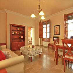 Ganivet Apartments